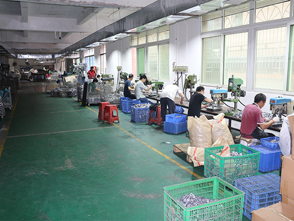 錦宏峰機加工車間一角